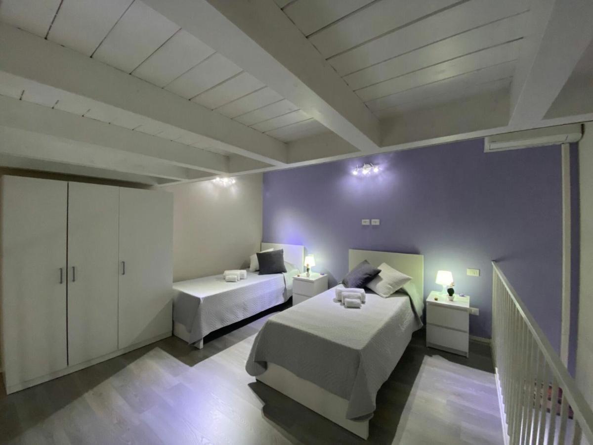 Bnb Archimede Catánia Buitenkant foto