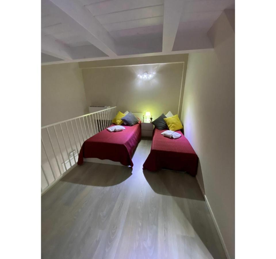 Bnb Archimede Catánia Buitenkant foto