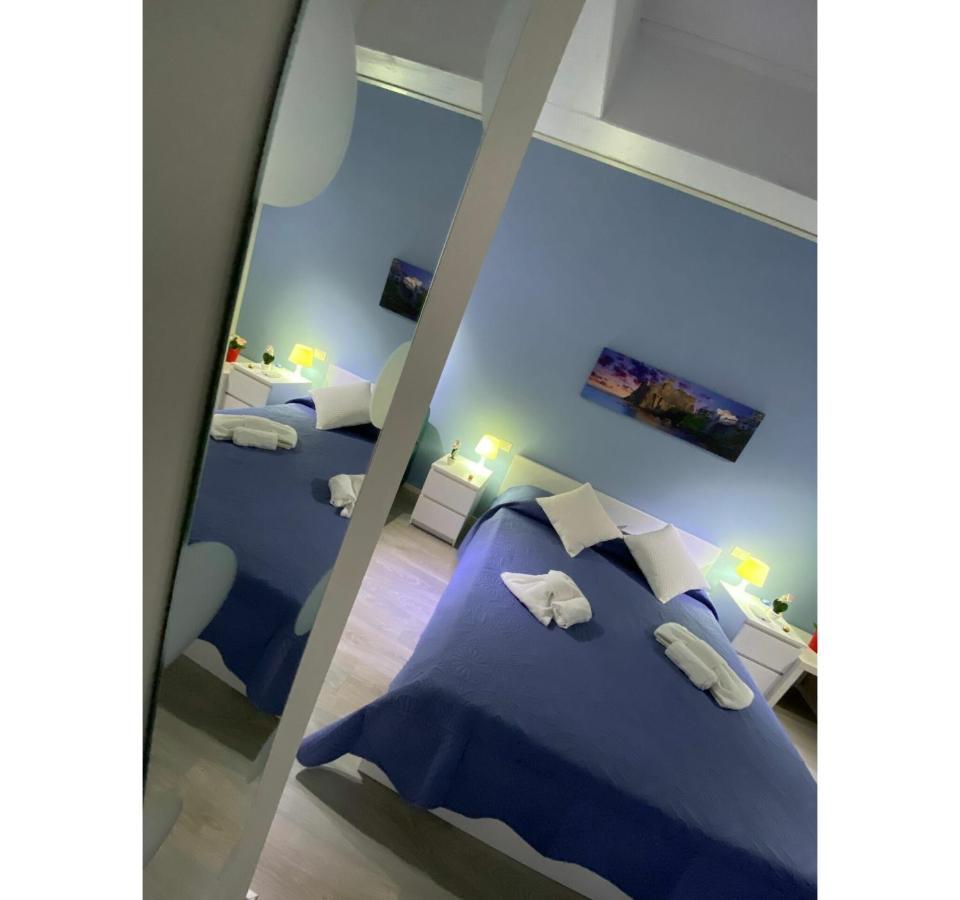 Bnb Archimede Catánia Buitenkant foto