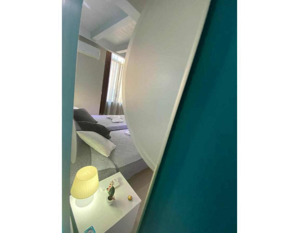 Bnb Archimede Catánia Buitenkant foto