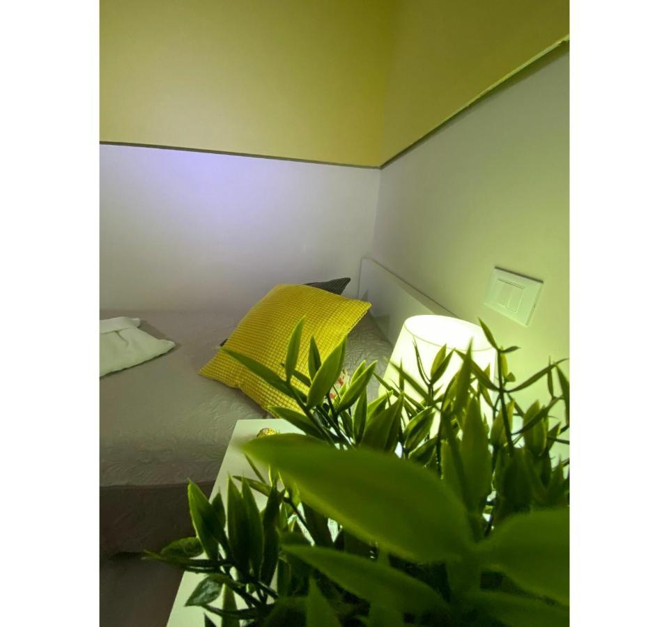 Bnb Archimede Catánia Buitenkant foto