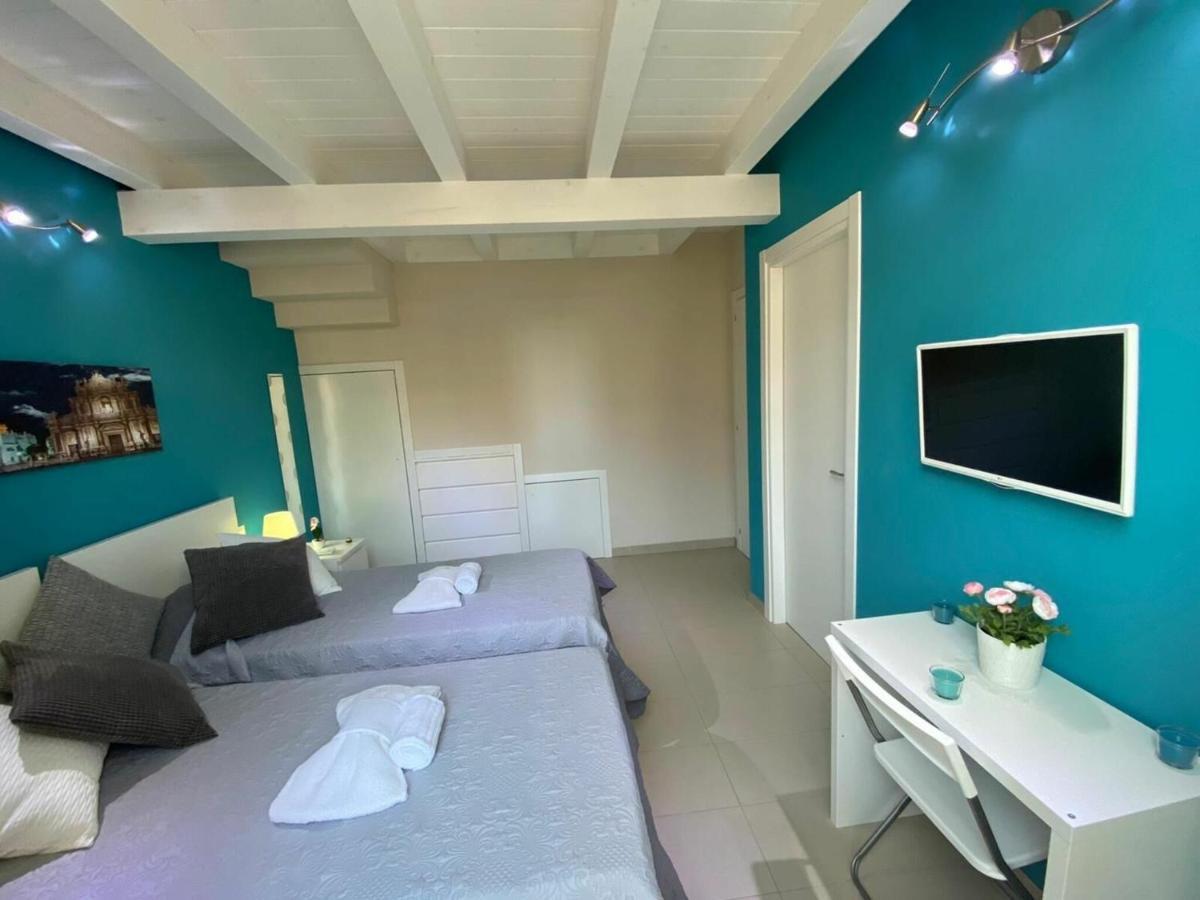 Bnb Archimede Catánia Buitenkant foto